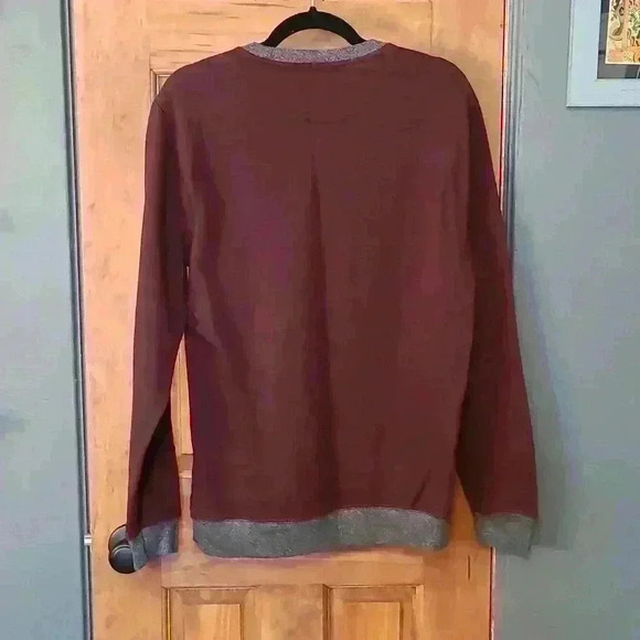 Burgundy crew - Picture 4 of 5